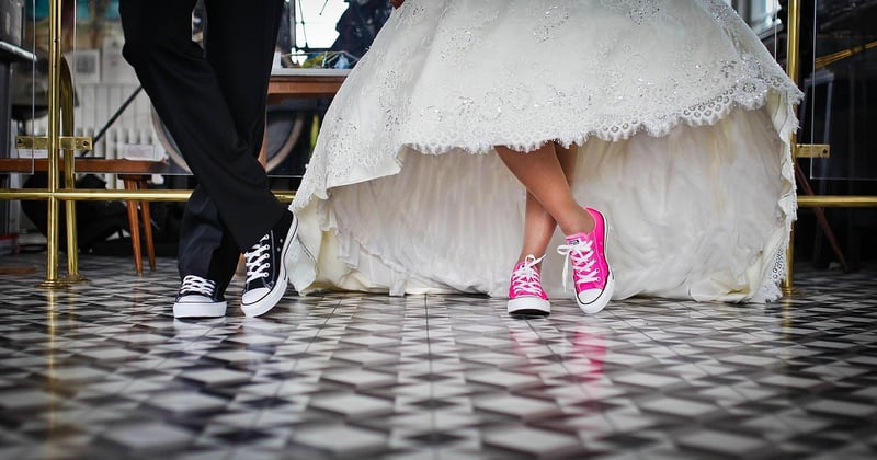 Baskets tendance femme 2025 : les 10 paires qui font craquer cette saison